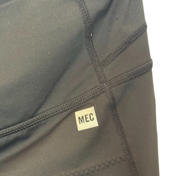 MEC cropped slim fit straight cut pants black women's size M - Picture 3 of 5